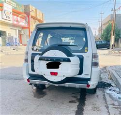 ميتسوبيشي باجيرو